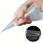 EUSOAR 200pcs 11" Thick Disposable Confectioners Decorating Bags, Heavy Duty Pastry Cake Tipless Piping Bags for Cupcake Cream Frosting Cookie Decorating Baking Supplies EUSOAR 200pcs 11" Thick Disposable Confectioners Decorating Bags, Heavy Duty Pastry Cake Tipless Piping Bags for Cupcake Cream Frosting Cookie Decorating Baking Supplies