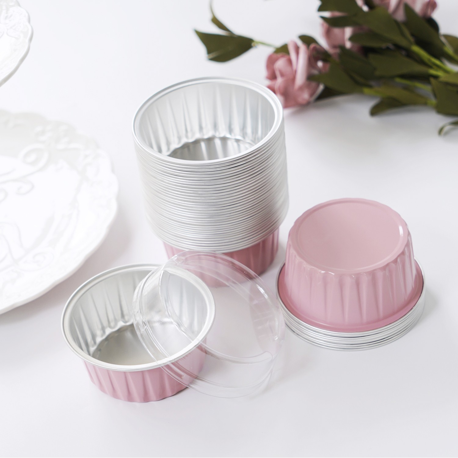 50Pcs Aluminum Foil Cupcake Liners with Lids, Pink, 5oz 125ml Ramekin  Baking Cups Muffin Liners Mini Pie Pans Foil Cupcake Containers for  Christmas